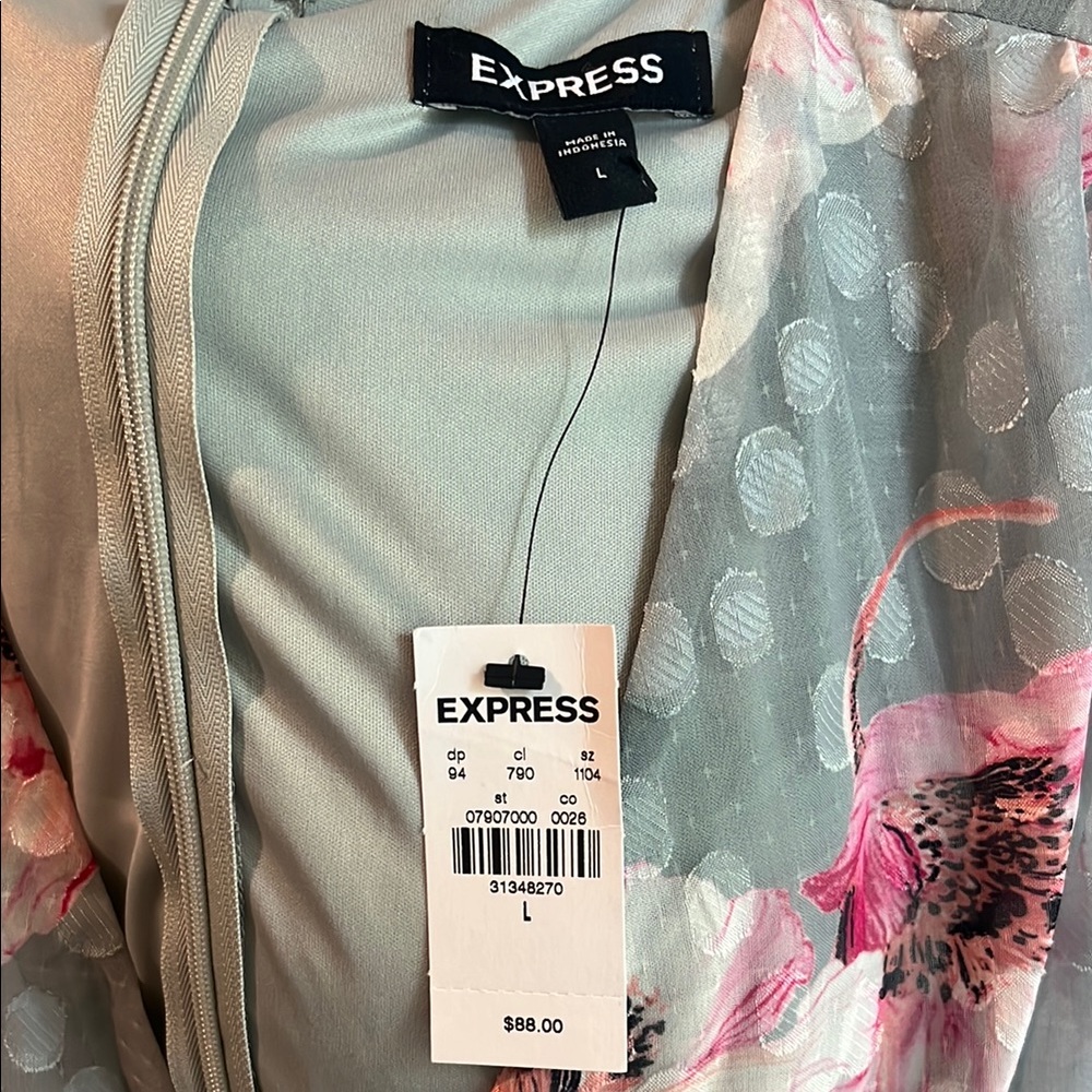 Floral Long Sleeve Wrap Romper - Picture 16 of 16